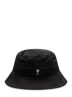 Bucket Hat with Metal Heart Logo AMI Stud