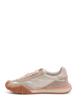 Low-Top Sneaker