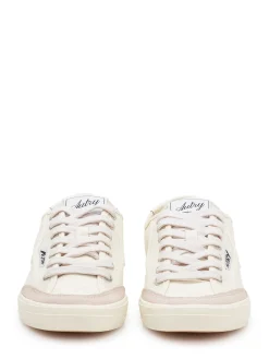 Monocolor Canvas Sneakers