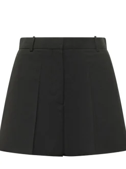 Shorts with Back Pleats