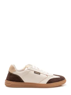 Sneakers with Inserts and Laces