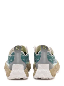Sport Shoe with Laces and Treaded Sole