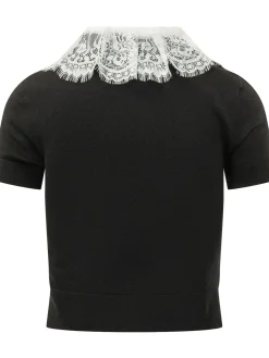 Top with Lace Collar